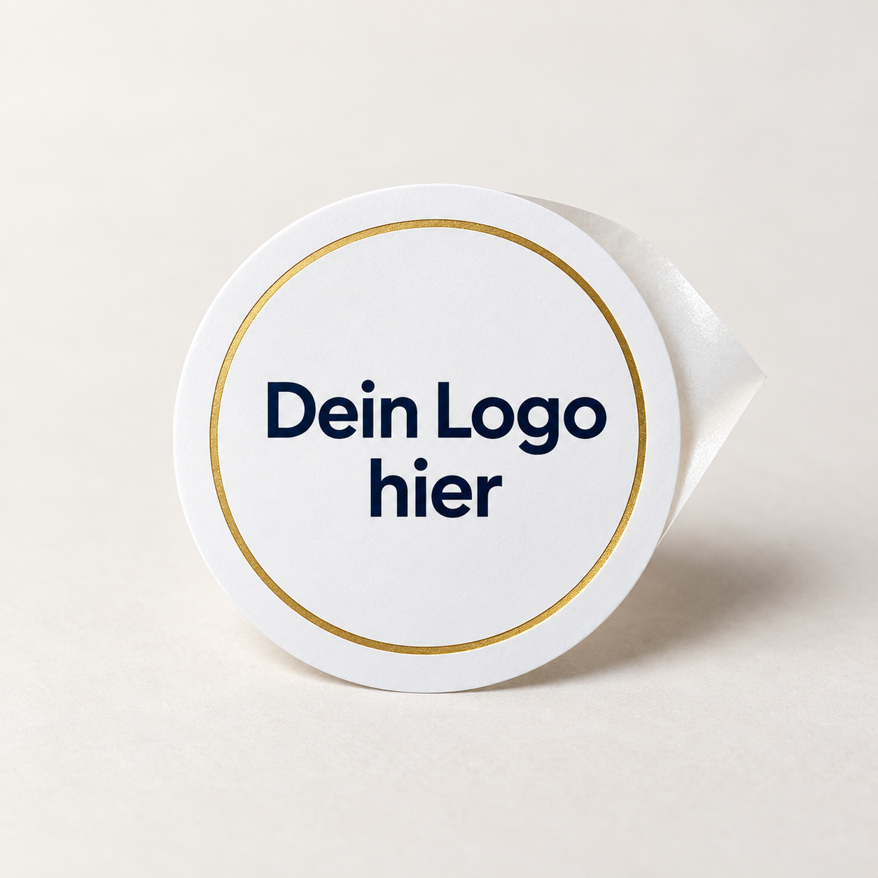 Symbolfoto: NFC-Tags & Sticker mit dem Platzhalter Dein Logo hier